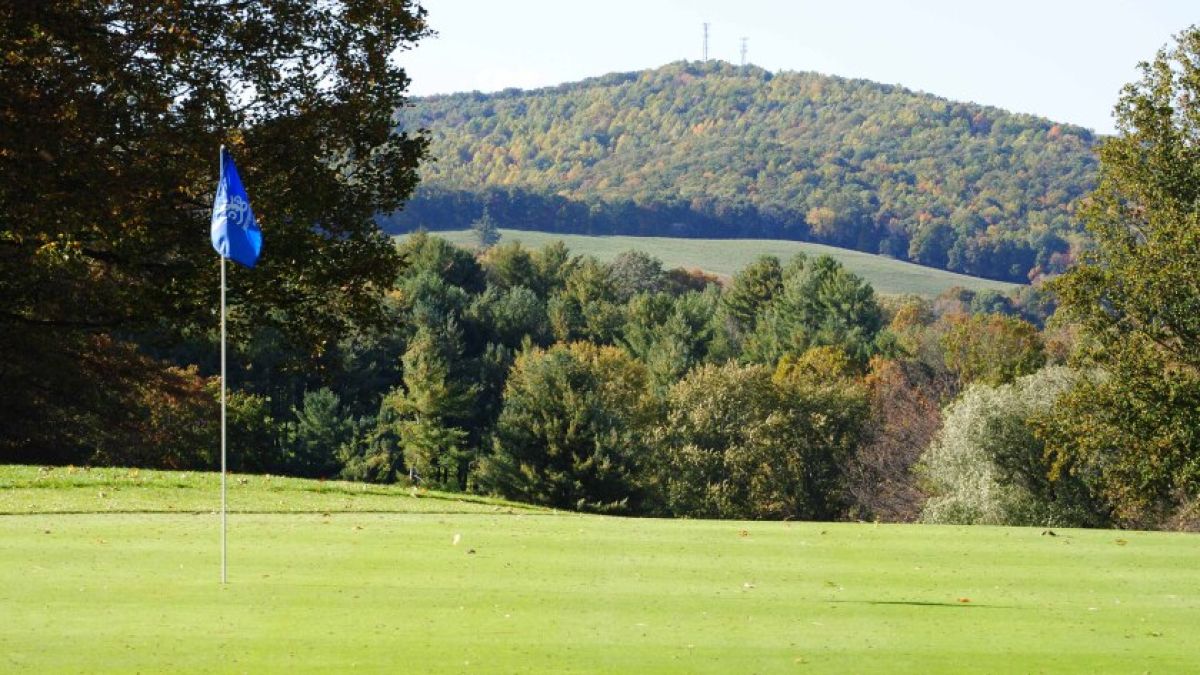 Hole #7 | 375 Yards | Par 4